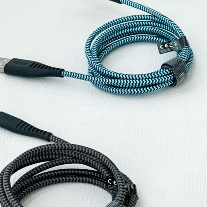 Goui - FLEX 8 PIN USB Cable 1.5mtr - Light Blue - Image 4